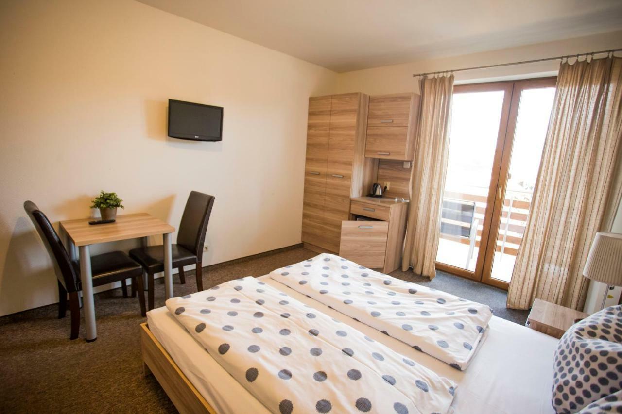 Pokoje Nerja Wladyslawowo Luaran gambar